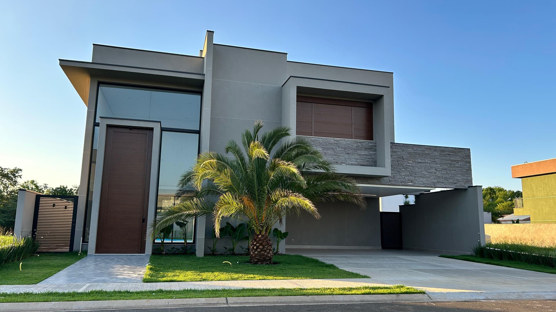 Fachada da residência Baldasso no Tamboré — Jaguariúna/SP