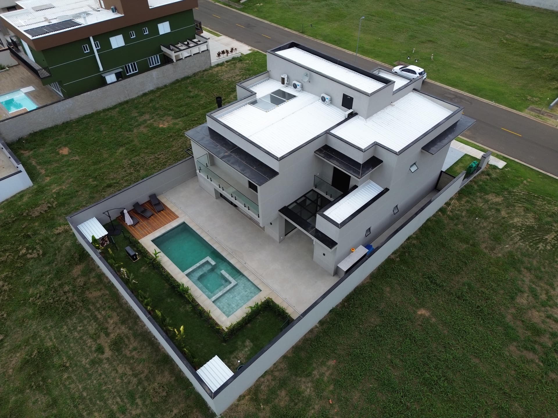 Fachada externa iluminada